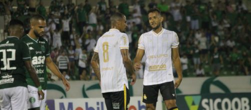 Briga entre Guarani e Crici&uacute;ma &eacute; fora do campo (arquivo Blasting News).