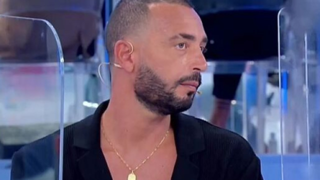 Uomini e donne, Armando si sfoga