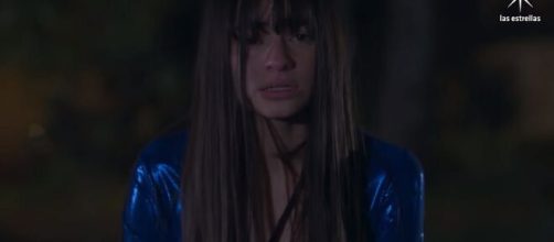 Gema cai de moto em "Vencer o Desamor". (Reprodu&ccedil;&atilde;o/Televisa)