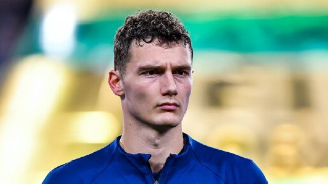 Benjamin Pavard n'a plus jou&eacute; avec les Bleus depuis la rencontre face &agrave; l'Australie. (cr&eacute;dit Twitter)