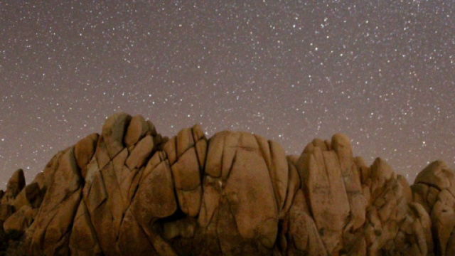 Previsioni astrologiche dell'8 dicembre: Cancro preoccupato, Bilancia dolce.