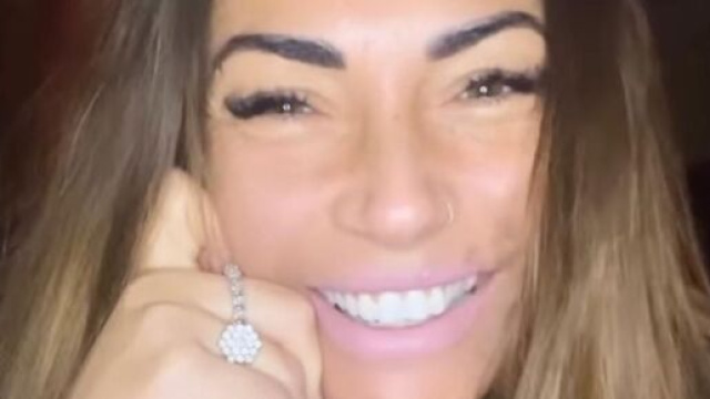Uomini e donne, Ida rompe il silenzio