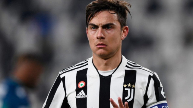 Juve, Dybala valuta il rinnovo.