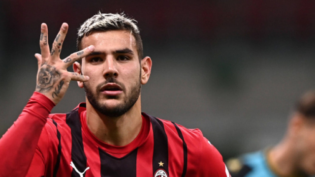 The Hernandez rinnova con il Milan.