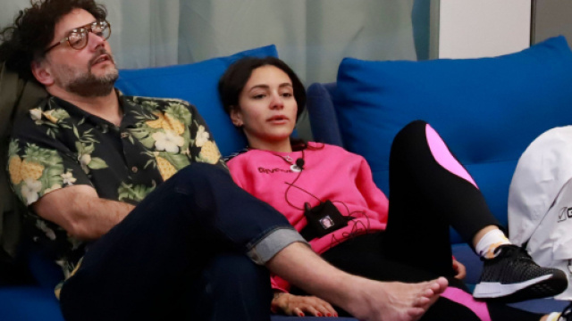 GFVip, Jessica rende nota una proposta da Bar&ugrave;: 'Vuole avere un rapporto con me' (Clip).