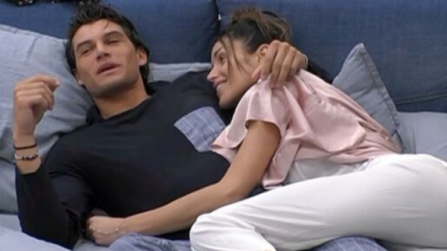 Delia fa una confessione piccante ad Antonio