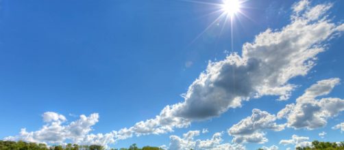 Maneiras pr&aacute;ticas de aliviar o forte calor. (Arquivo Blasting News)