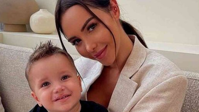 Nabilla et son gar&ccedil;on, Milann - Source : Instagram