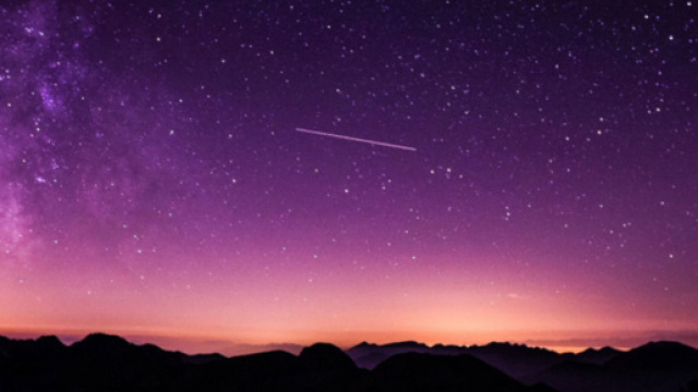Previsioni zodiacali del 15 febbraio: Scorpione distante, Acquario teso.