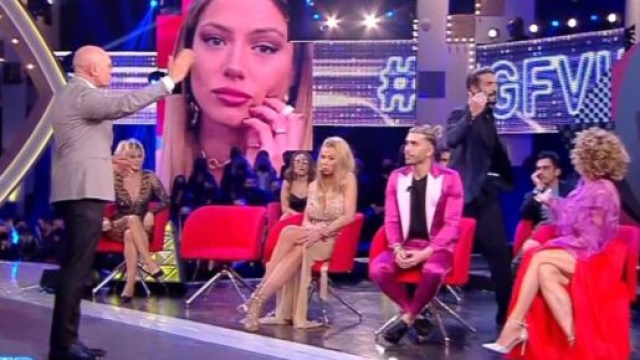 La lite tra Alfonso Signorini e Alex Belli.
