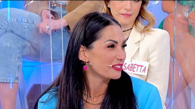 UeD, Ida Platano derubata per strada: 'Gli uomini non si sono smossi per niente'.