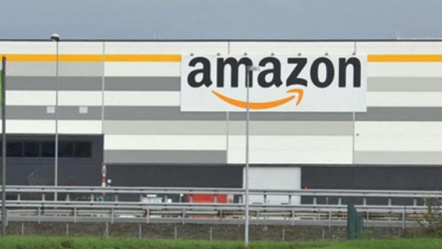 Amazon cerca magazzinieri: stipendio di 1680 euro lordi al mese