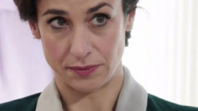 Il Paradiso, spoiler 25 febbraio: Gloria apprende di essere stata minacciata da Gemma.