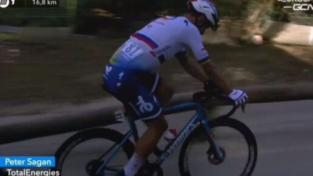 Peter Sagan in ritardo al Tour des Alpes Maritimes et du Var.