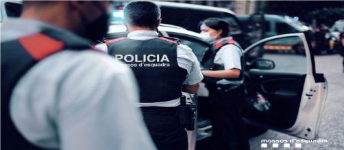 Los Mossos d'Esquadra han detenido a un hombre de 52 a&ntilde;os como presunto responsable del asesinato de su mujer (Twitter @mossos)