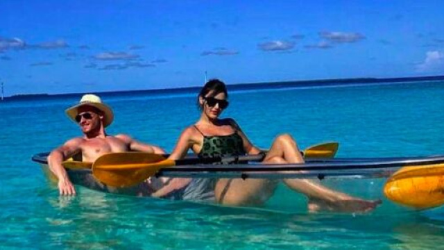 Kerem B&uuml;rsin cancella da Instagram il post con cui annunci&ograve; la storia d'amore con Hande Er&ccedil;el.