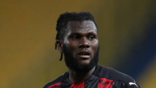 Frank Kessi&eacute;, centrocampista del Milan.