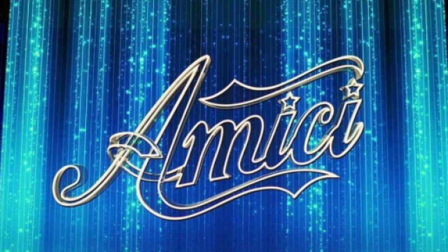 Amici 21, retroscena serale: in giuria probabili debutti di Giorgia e Giulia Michelini.