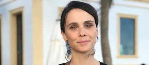 D&eacute;bora Falabella faz 43 anos (Reprodu&ccedil;&atilde;o)