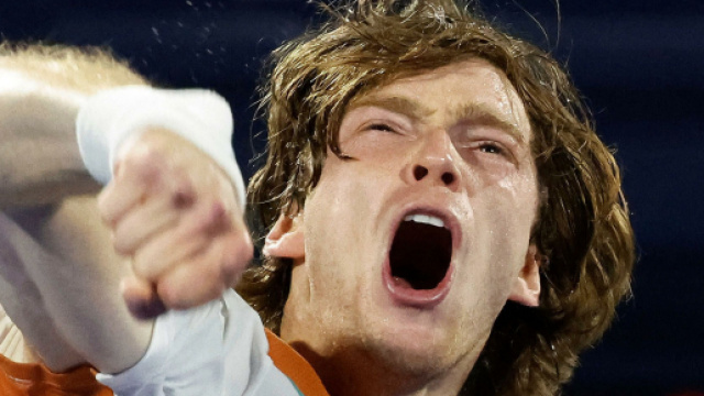 Andrey Rublev, le tennisman russe apr&egrave;s sa victoire : 'Pas de guerre s'il vous pla&icirc;t' - Source : capture d'&eacute;cran, Twitter