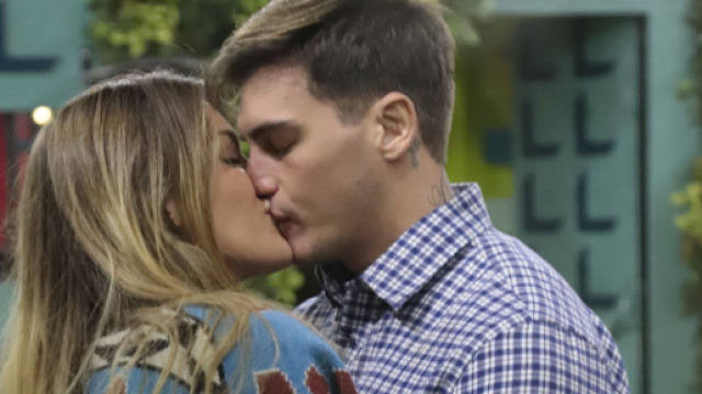 GF Vip, duro attacco del Moige contro il reality