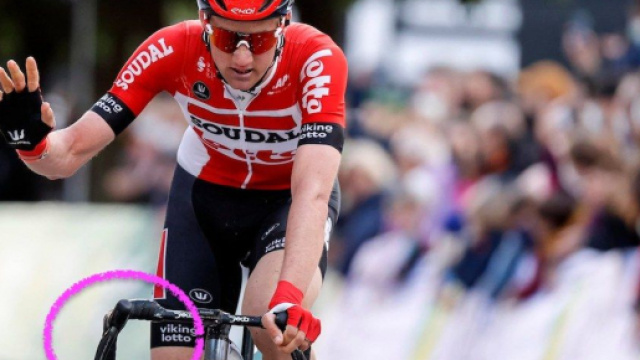 Il manubrio speciale utilizzato da Tim Wellens