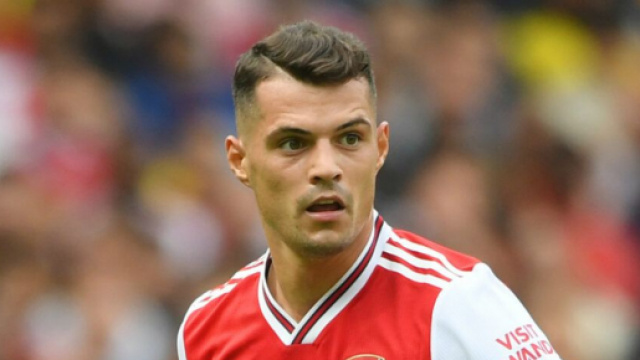 Granit Xhaka, centrocampista svizzero.