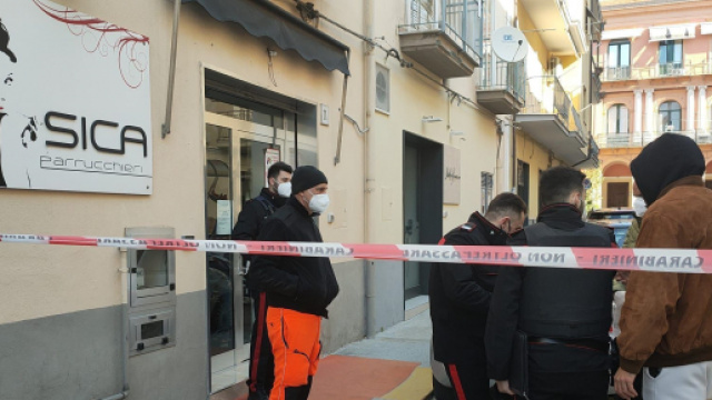 Pontecagnano, donna uccisa in un salone di bellezza | anteprima2it
