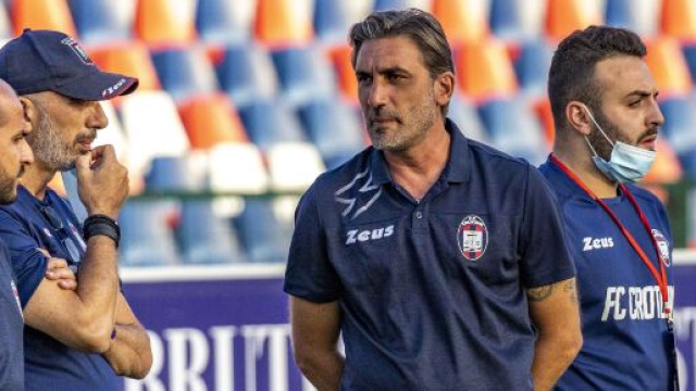 Crotone, Modesto sfida il Benevento.