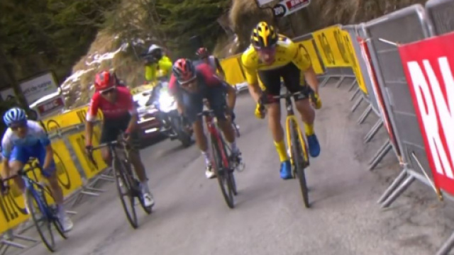 La vittoria di Primoz Roglic sul Col de Turini.