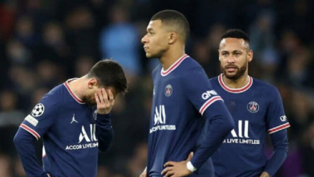 PSG : Le grand m&eacute;nage apr&egrave;s l'&eacute;limination, L'Equipe balance (capture YouTube)