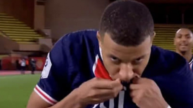 Kylian Mbapp&eacute; sur le point de prolonger au PSG, un influenceur donne les d&eacute;tails (capture YouTube)