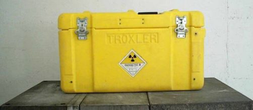 El malet&iacute;n de la firma Troxler que contiene material radiactivo (Consejo de Seguridad Nuclear)