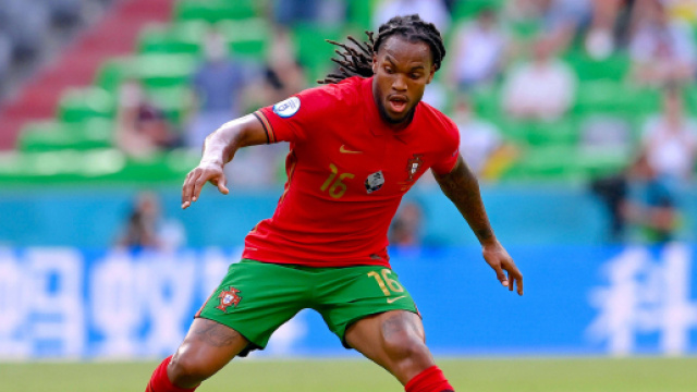 Il centrocampista portoghese Renato Sanches.