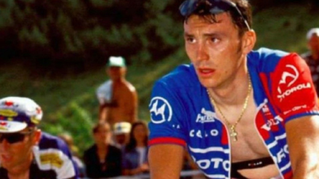 Ciclismo, Johan Museuuw: 'Io avevo il casco, Fabio no'.