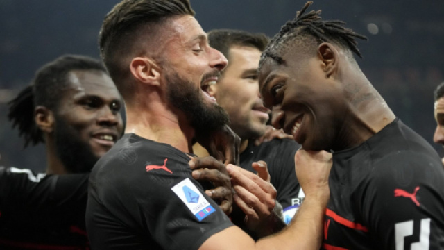 Serie A, Cagliari-Milan probabile formazione: ballottaggio Kessi&eacute;-Diaz per la trequarti.