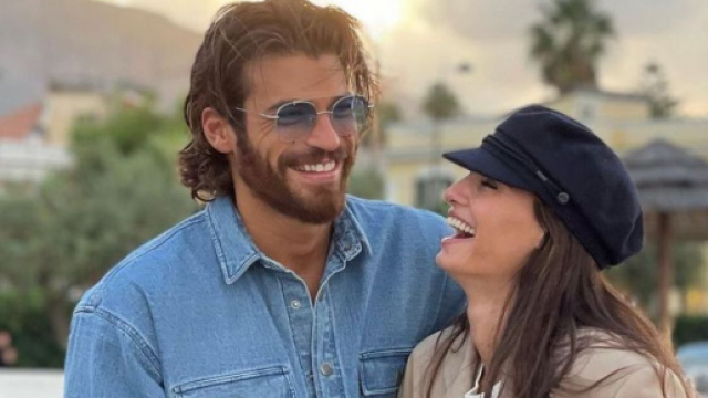 Can Yaman rompe il silenzio su Francesca Chillemi con una dedica: 'Bella come il sole'.