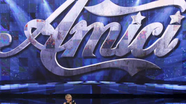 Serale Amici, anticipazioni 19 marzo: Alice &egrave; la prima eliminata, ospite Elisa.