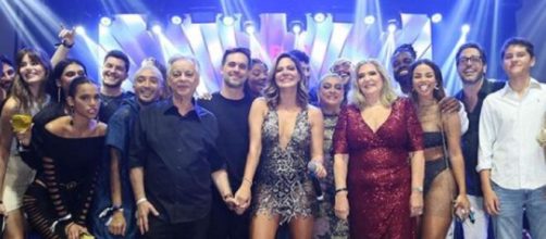 Festa de Carol Sampaio re&uacute;ne famosos (Reprodu&ccedil;&atilde;o/Instagram@felipe_mar)