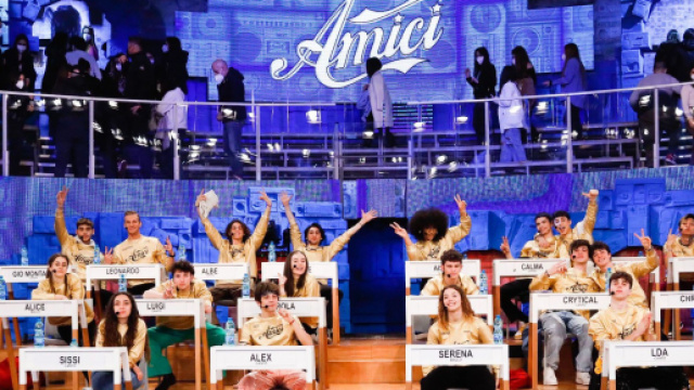 Amici 21, Fabrizio Prolli attacca Carola: &lsquo;Impacciata, insicura e inguardabile&rsquo;.