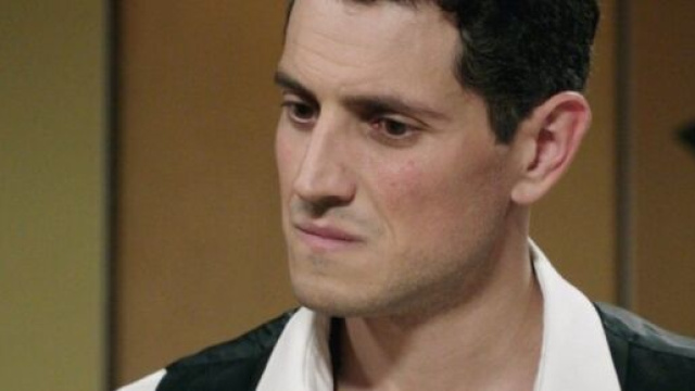 Il Paradiso delle signore 7 anticipazioni: Salvo (Emanuel Caserio) scopre l'identit&agrave; del padre di Irene.