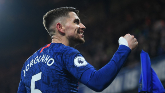 In foto Jorginho, centrocampista del Chelsea.