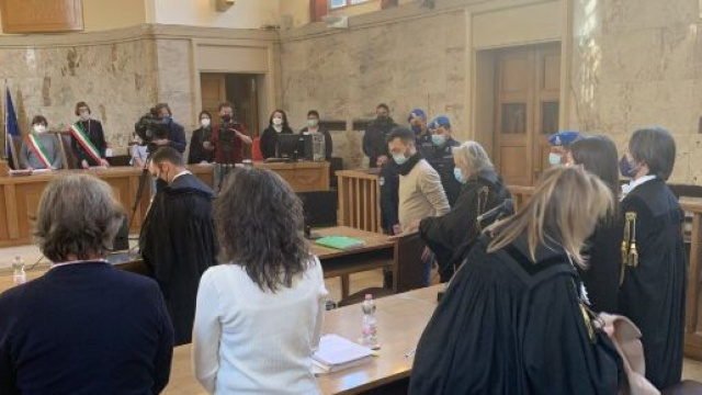 A Bolzano si &egrave; aperto il processo contro Benno Neumair, reo confesso dell'omicidio dei genitori.