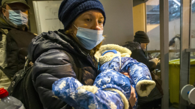 Storia di Uliayana: &egrave; incinta a Caserta e manda l'ecografia del ... - gds.it