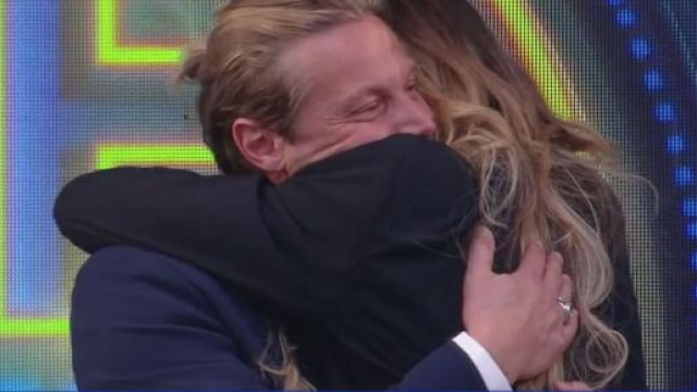 GFVip, Davide 'smaschera' le donne della casa: 'Sono state false con Soleil' (Clip).