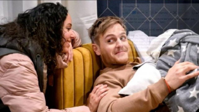 Tempesta d'amore, trame tedesche: Max e Vanessa prendono in affido il piccolo Anton.