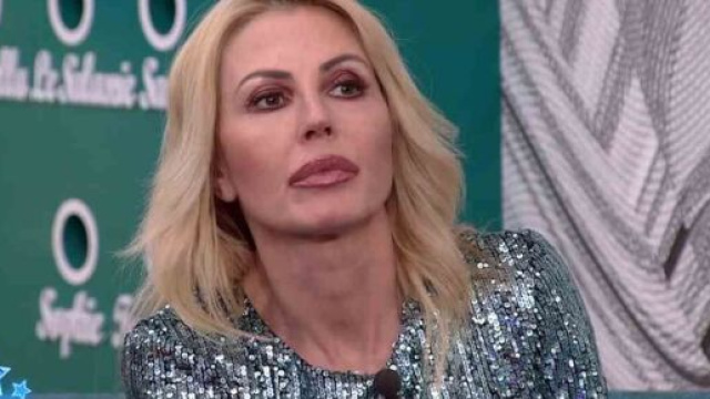 GFVip, Caldonazzo contro Jessica Selassi&eacute;: 'Ha un'ossessione per Bar&ugrave; che &egrave; sospetta'.