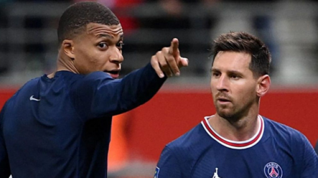 Le journal L'Equipe balance sur la vraie relation entre Kylian Mbapp&eacute; et Lionel Messi (capture YouTube)