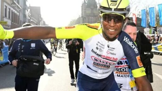 Biniam Girmay, non sar&agrave; al via del Giro delle Fiandre.