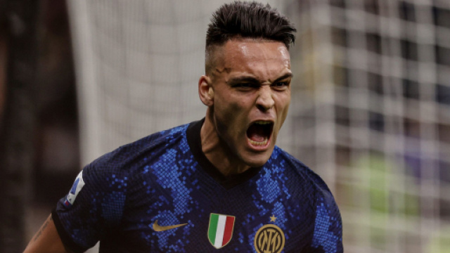 Inter, pazza idea Lautaro Martinez per il Napoli.